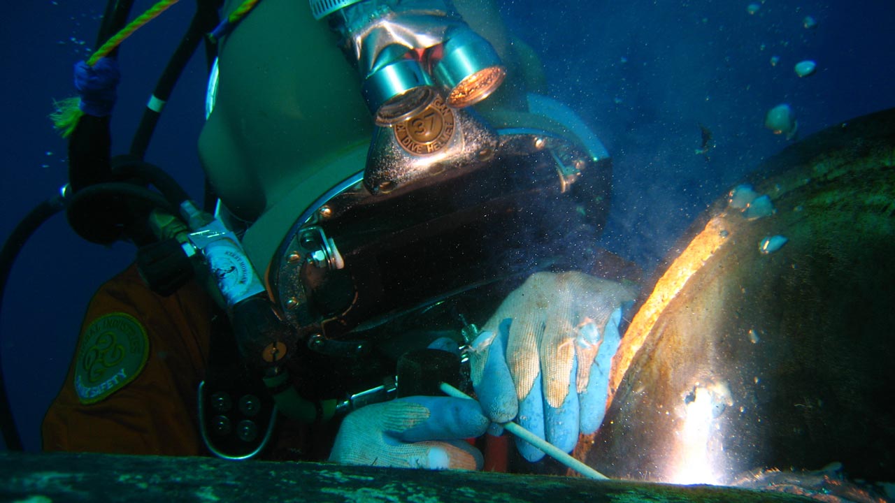 Commercial Diving & Underwater Maintenance Services